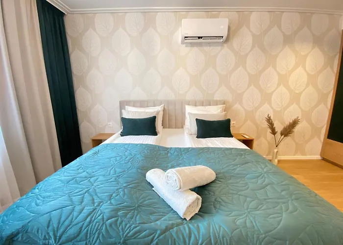 Absolut Citycenter Bestern Апартаменты Сегед